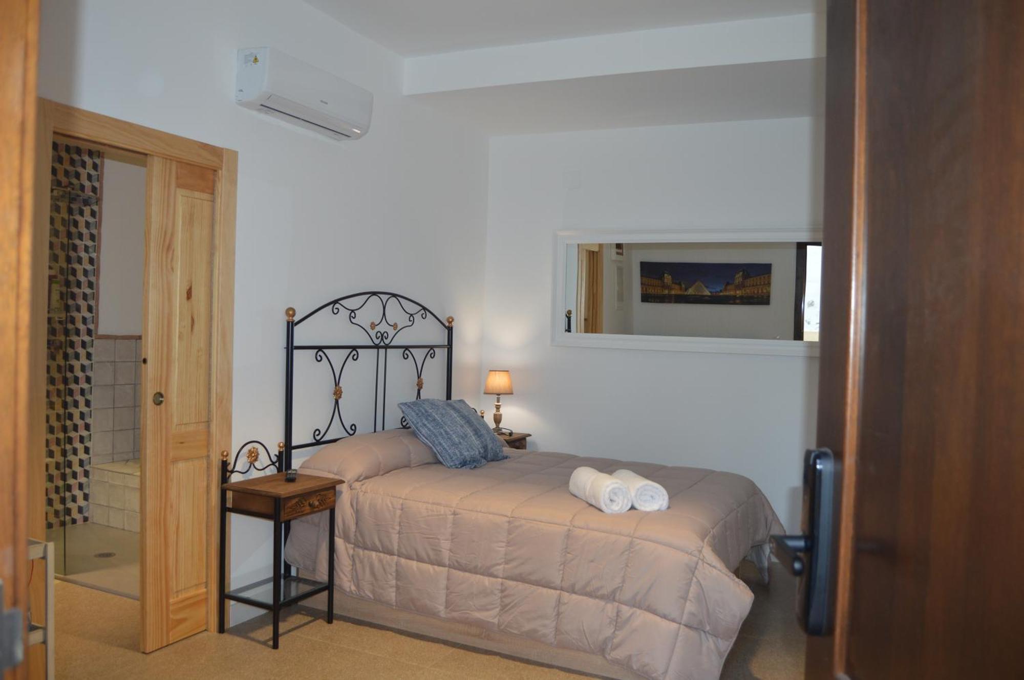 Apartamentos El Aljibe Relax Tourist Cordoba Ngoại thất bức ảnh
