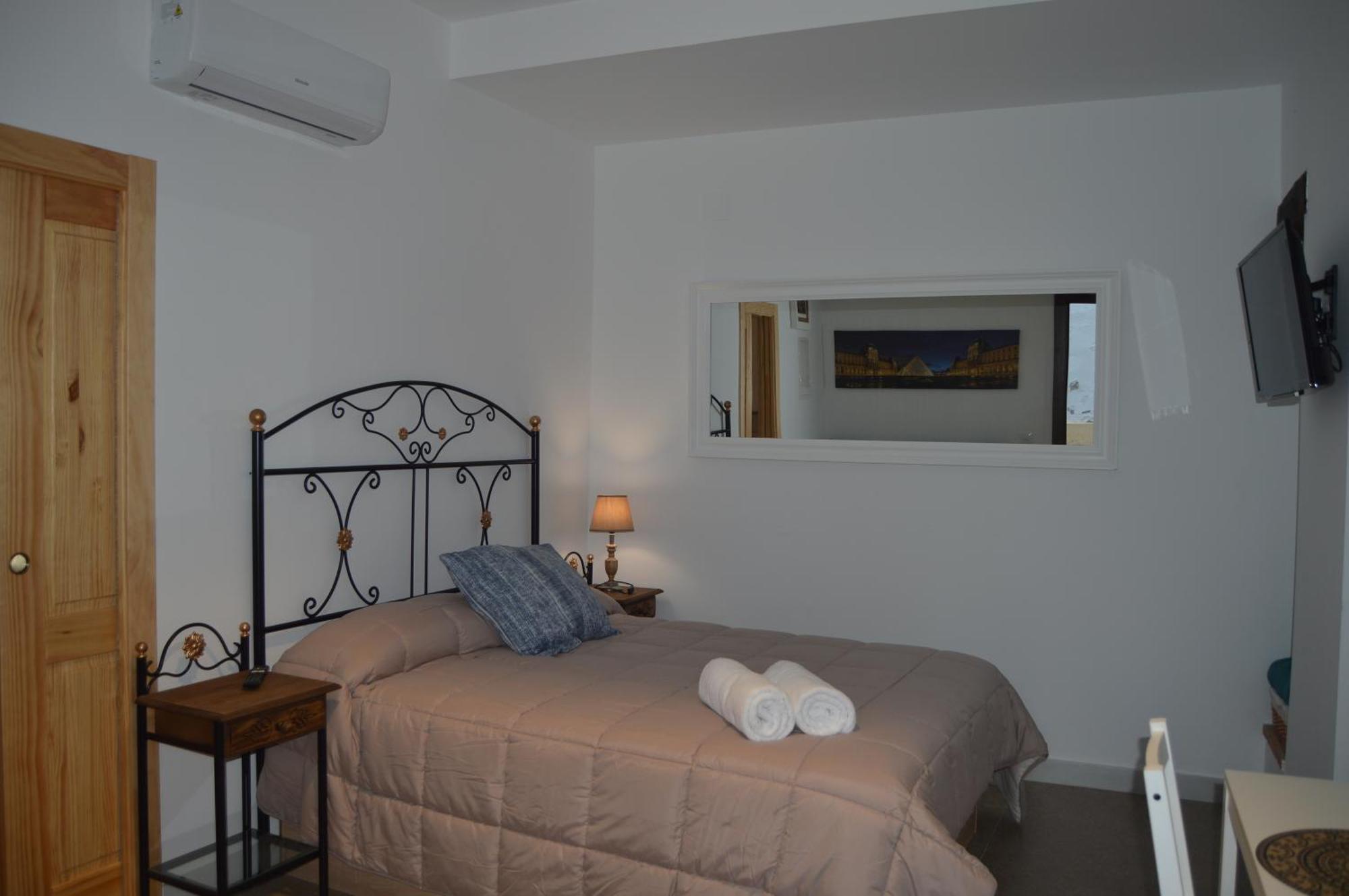 Apartamentos El Aljibe Relax Tourist Cordoba Ngoại thất bức ảnh