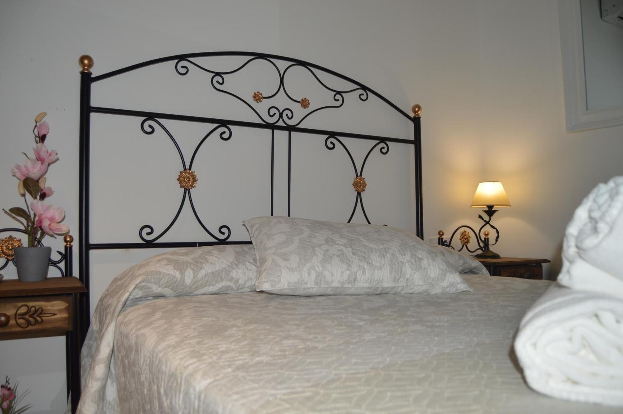 Apartamentos El Aljibe Relax Tourist Cordoba Ngoại thất bức ảnh