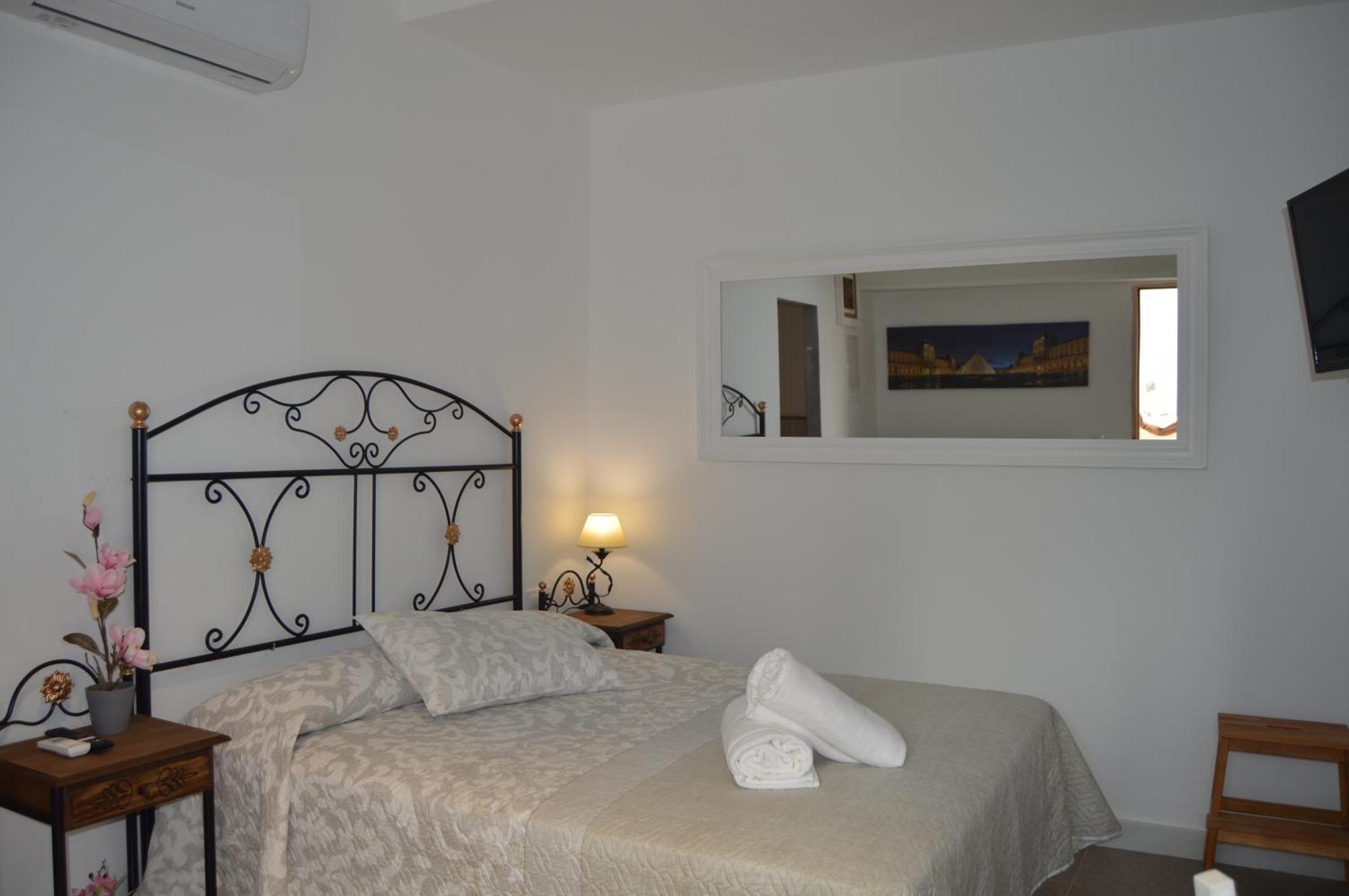 Apartamentos El Aljibe Relax Tourist Cordoba Ngoại thất bức ảnh