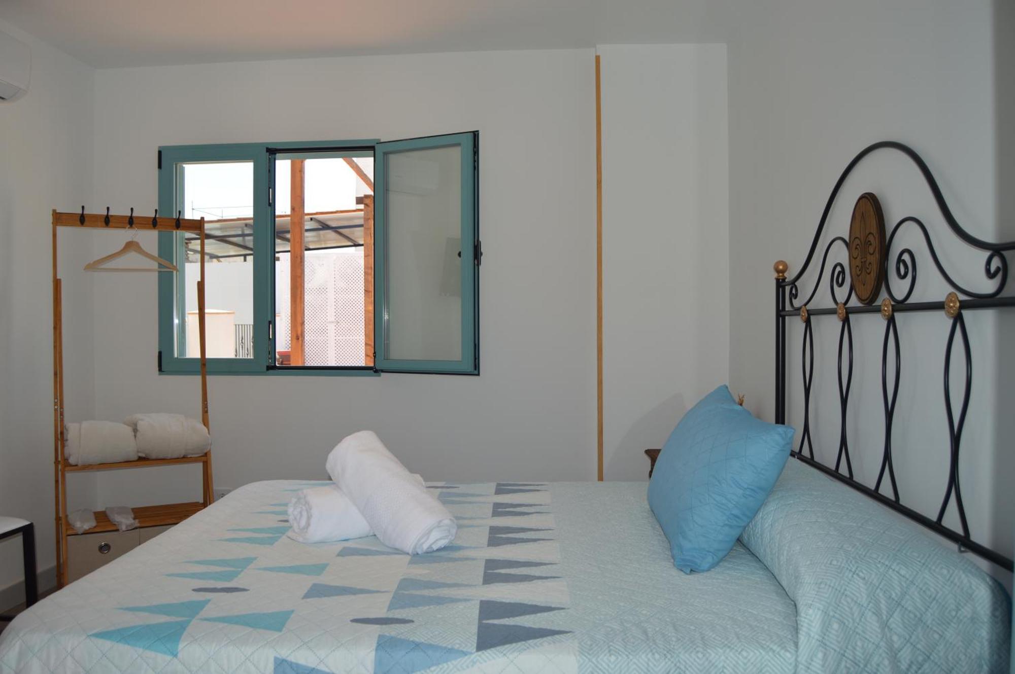 Apartamentos El Aljibe Relax Tourist Cordoba Ngoại thất bức ảnh